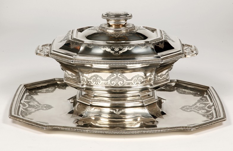 Silversmith ROUSSEL - Centerpiece in its "dormant" in silver XXth