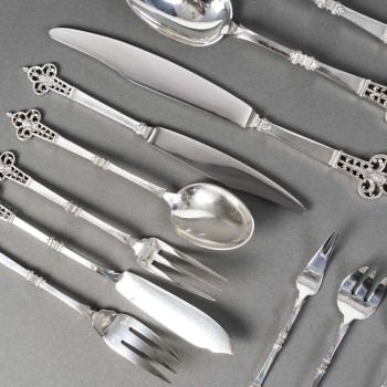 CCHRISTOFLE & CARDEILHAC - Solid silver flatware set, 143 pieces, "Renaissance" pattern - Late...