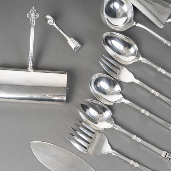 CCHRISTOFLE & CARDEILHAC - Solid silver flatware set, 143 pieces, "Renaissance" pattern - Late...