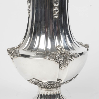 OLIER & CARON – Vase en argent massif fin du XIXe siècle