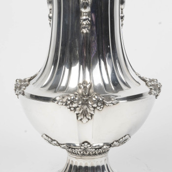 OLIER & CARON – Late 19th-century solid silver vase