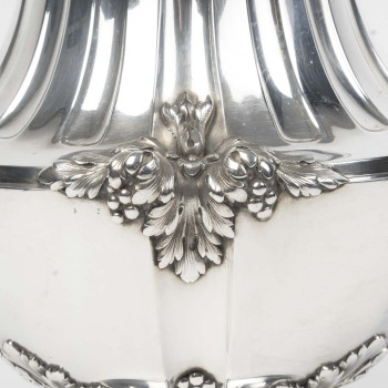 OLIER & CARON – Late 19th-century solid silver vase