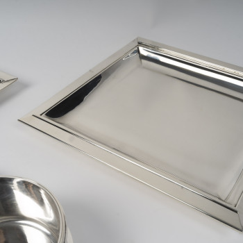 J. E. PUIFORCAT- Set de 2 plats et saucière - Modèle « Trouville », ART DECO Circa 1925