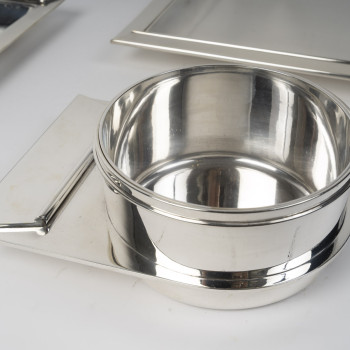 J. E. PUIFORCAT- Set de 2 plats et saucière - Modèle « Trouville », ART DECO 1921-1922