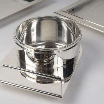 J. E. PUIFORCAT- Set of 2 dishes and sauce boat - “Trouville” model, ART DECO Circa 1925