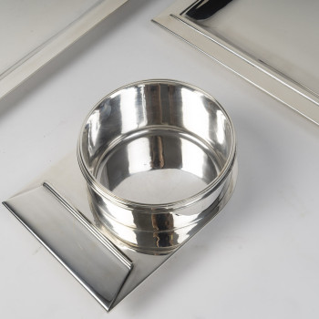 J. E. PUIFORCAT- Set of 2 dishes and sauce boat - “Trouville” model, ART DECO 1921-1922