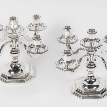 CHRISTOFLE – Pair of 5-light solid silver candelabra, Art Deco period, circa 1940