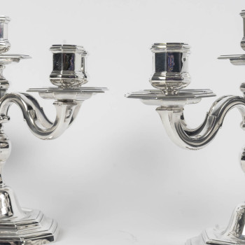 CHRISTOFLE – Pair of 5-light solid silver candelabra, Art Deco period, circa 1940