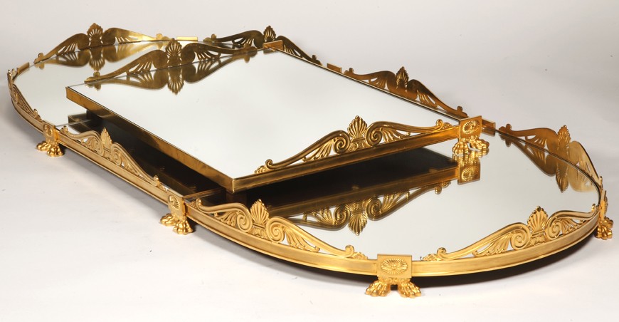 Mirror plateau in gilded bronze, early XIXth