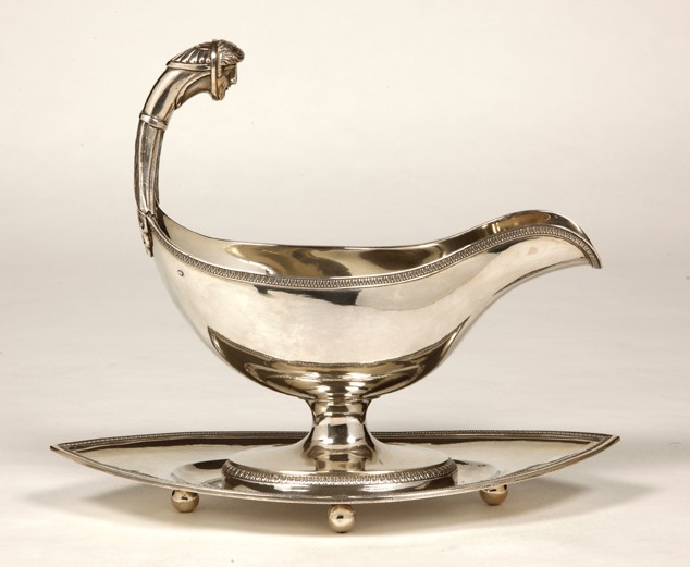 Silversmith Boulenger et Hience - Empire sauceboat with a roman head in silver