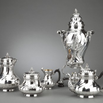 Goldsmith BOIN TABURET - Tea / Coffee service 4 pieces in solid silver plus Samovar in silver...