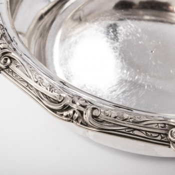 Goldsmith ODIOT - Vegetable dish on its platter in solid silver XIXth