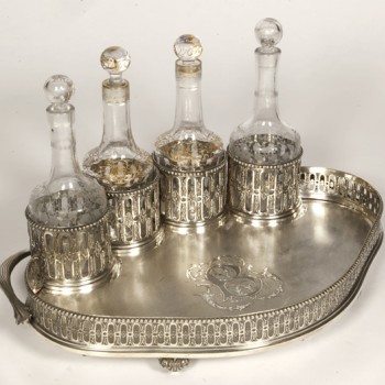 Goldsmith ODIOT - Cabaret in sterling silver and 4 19th century crystal bottles