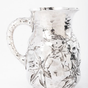 Goldsmith J.E. CALDWELL - Hammered solid silver pitcher 20th century