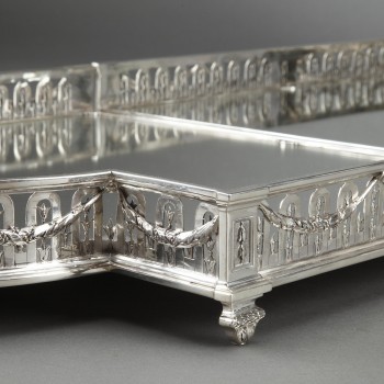 Goldsmith QUEILLE - Surtout of table and its planter in solid silver XIXth