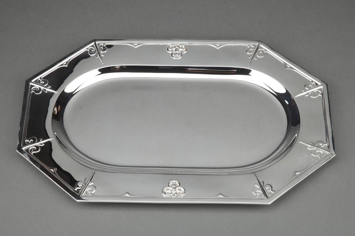 CARDEILHAC silversmith - Solid silver dish, - 45 cm - XIXth "Fer de lance" model