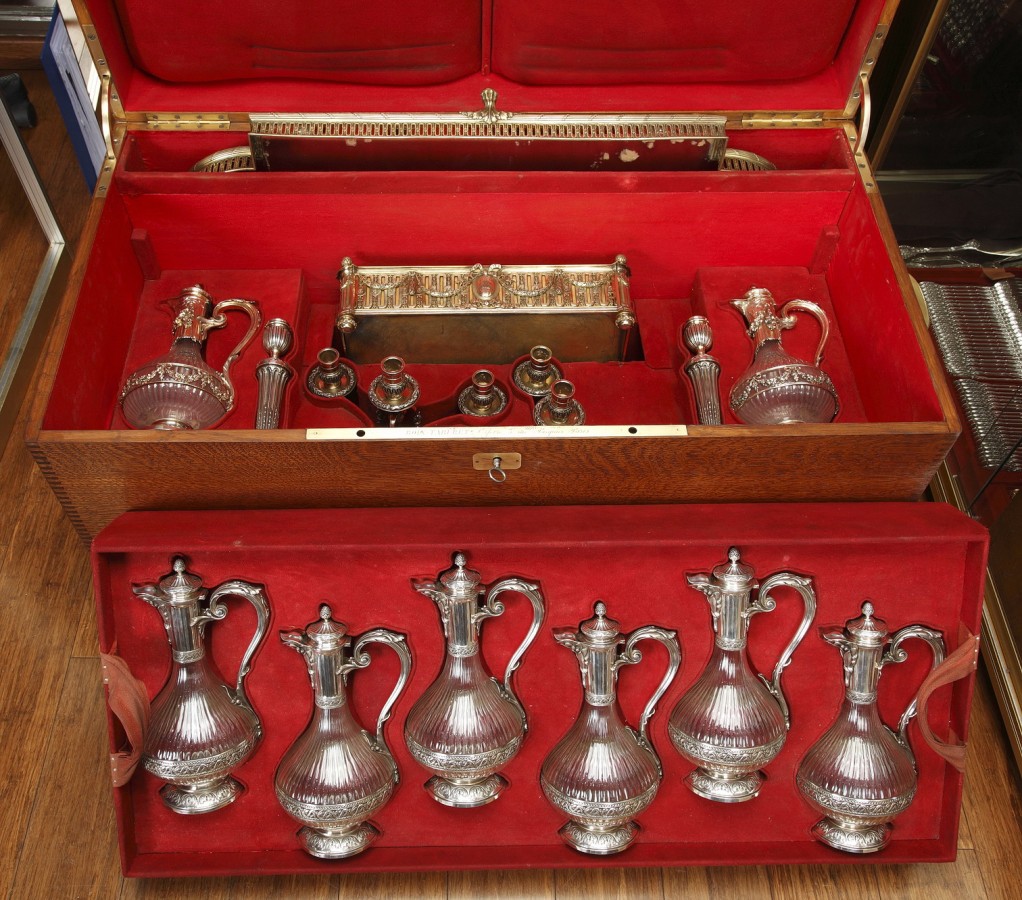 Goldsmith: BOINTABURET - Table garnish in solid silver vermeille XIXth circa 1860