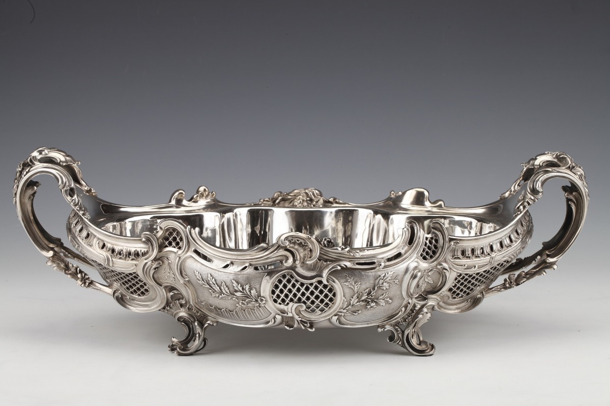 Goldsmith LAPAR - Planter in solid silver rococo XIXth