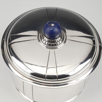 Jean Elisée PUIFORCAT - Covered pot in silver and Lapis Lazuli Art Deco