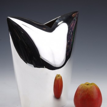 Gabriel de Vecchi - VASE EN ARGENT MASSIF DESIGN ITALIEN  XXè