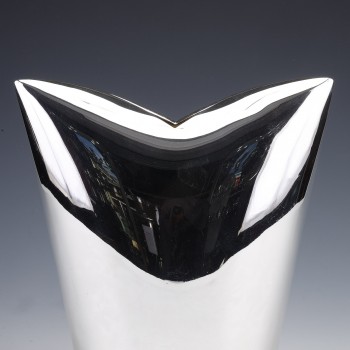 Gabriel de Vecchi - VASE EN ARGENT MASSIF DESIGN ITALIEN  XXè