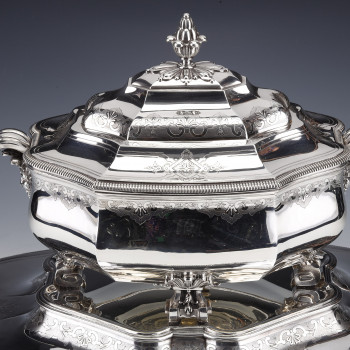 A. AUCOC - Important Table Centerpiece in Sterling Silver Late 19th Century