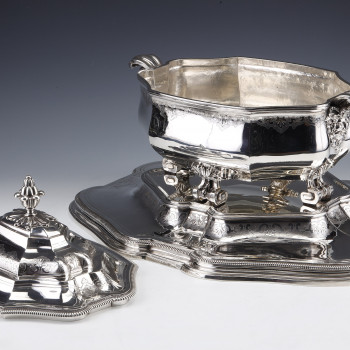 A. AUCOC - Important Table Centerpiece in Sterling Silver Late 19th Century