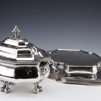 A. AUCOC - Important Table Centerpiece in Sterling Silver Late 19th Century