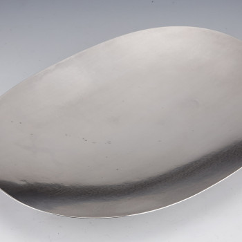 Oval fruit bowl in hammered silver XXth Zurich