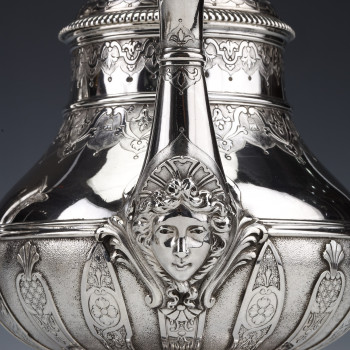 Cardeilhac - Tea and coffee service in sterling silver, 19th century Model LOUIS XIV MASCARONS