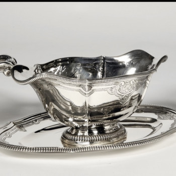 LAPPARRA - Vegetable dish and sauce boat in solid silver circa 19th century