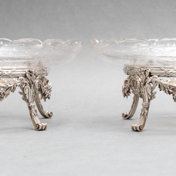 L. LAPAR - Pair of cups in engraved crystal and sterling silver 19th century