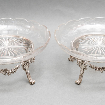 L. LAPAR - Pair of cups in engraved crystal and sterling silver 19th century