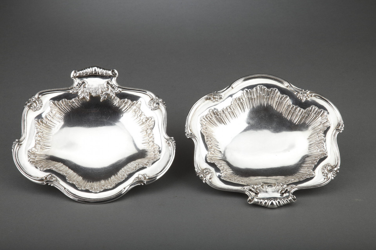 Silversmith Bointaburet - Pair of solid silver displays from the late 19th