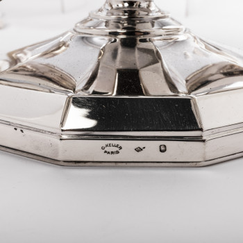 Goldsmith Gustave KELLER - Pair of candelabras in sterling silver, Art Deco period