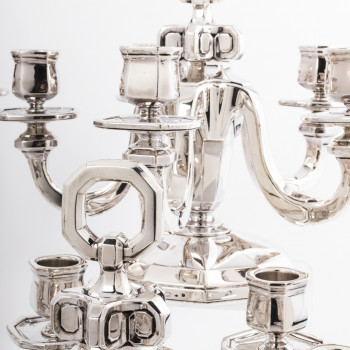 Goldsmith Gustave KELLER - Pair of candelabras in sterling silver, Art Deco period