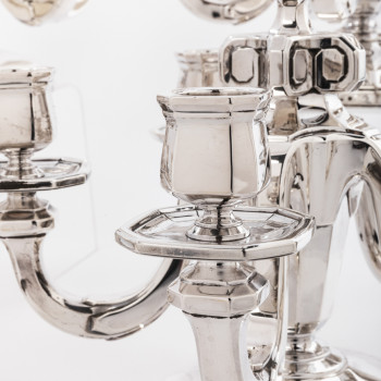 Goldsmith Gustave KELLER - Pair of candelabras in sterling silver, Art Deco period