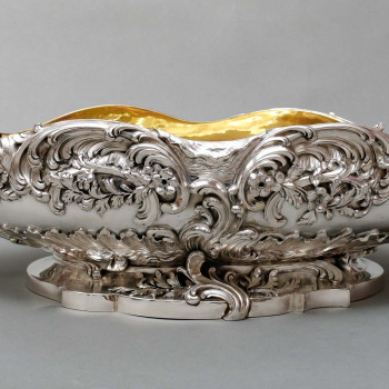 TIFFANY & Co – Important 19th century solid silver planter