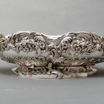 TIFFANY & Co – Important 19th century solid silver planter