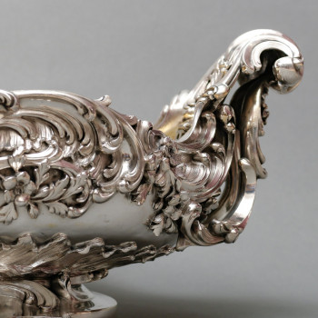 TIFFANY & Co – Important 19th century solid silver planter