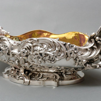 TIFFANY & Co – Important 19th century solid silver planter