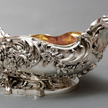 TIFFANY & Co – Important 19th century solid silver planter