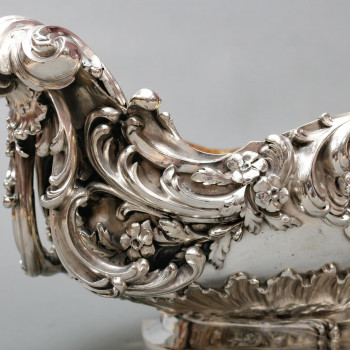 TIFFANY & Co – Important 19th century solid silver planter