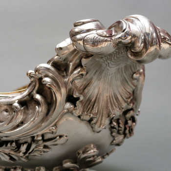 TIFFANY & Co – Important 19th century solid silver planter