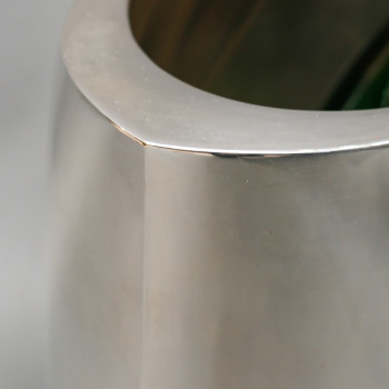 DE VECCHI – Vase en argent massif design Italien 1970