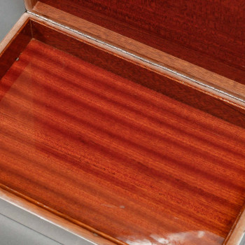 Large and beautiful rectangular box in solid silver,  XXe