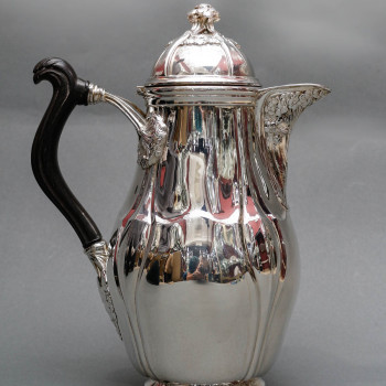 LELIÈVRE (Eugène-Alfred) – Verseuse en argent Massif TIFFANY circa 1880  ART NOUVEAU