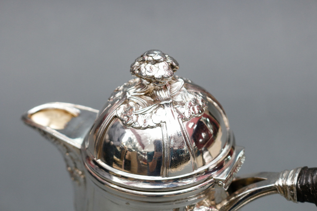 LELIÈVRE (Eugène-Alfred) – Verseuse en argent Massif TIFFANY circa 1880  ART NOUVEAU