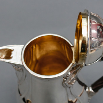 LELIÈVRE (Eugène-Alfred) – Verseuse en argent Massif TIFFANY circa 1880  ART NOUVEAU