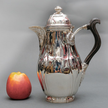 LELIÈVRE (Eugène-Alfred) – Verseuse en argent Massif TIFFANY circa 1880  ART NOUVEAU